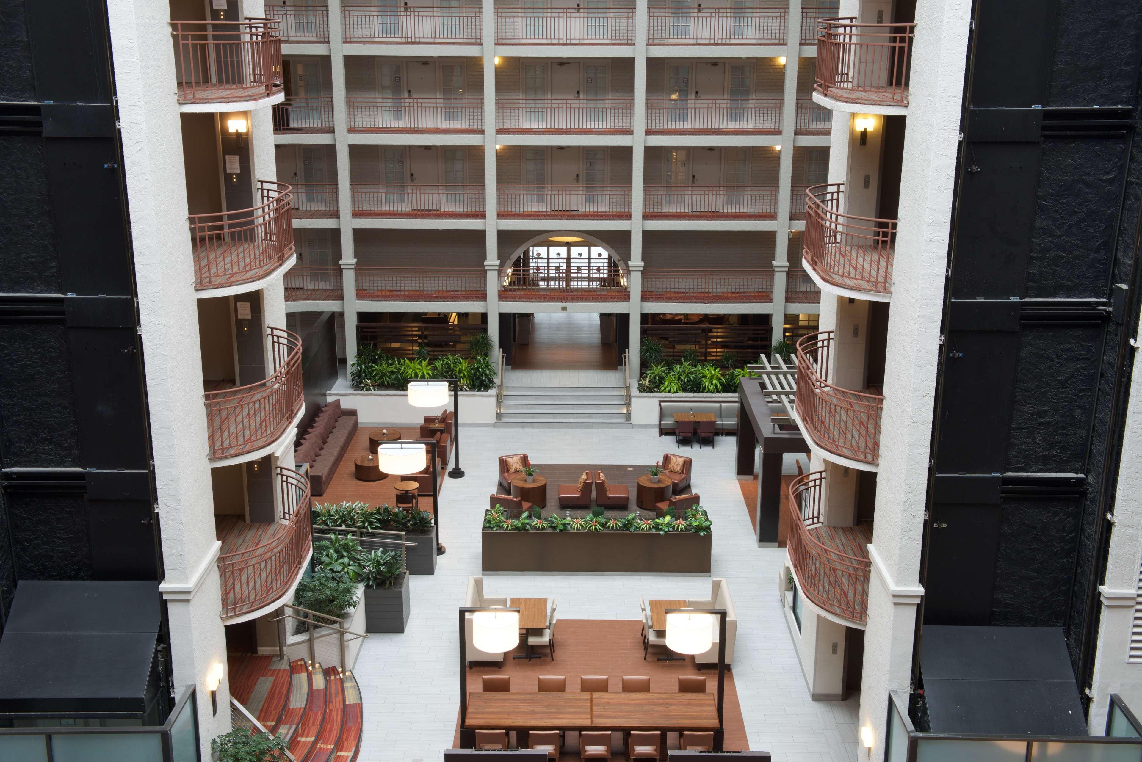 Embassy By Hilton Tech Center North 3* DEN
